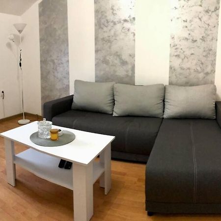 Lovely 1-Bedroom Condo With Available Parking Kraljevo Zewnętrze zdjęcie